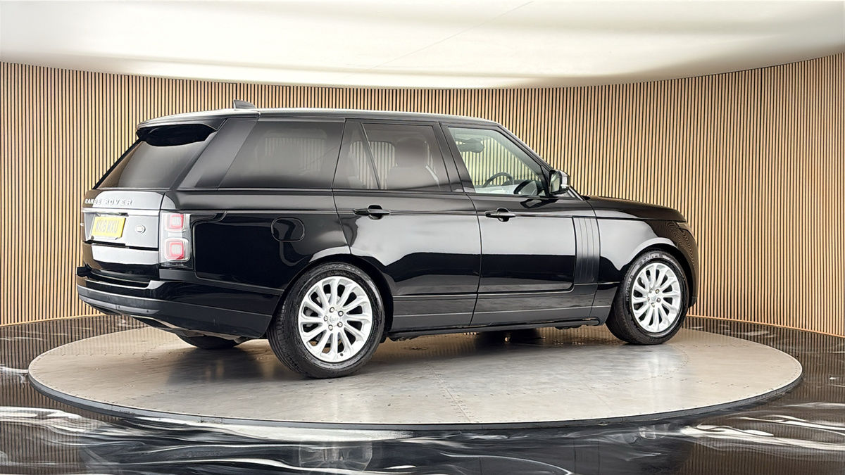 More views of Land Rover Range Rover