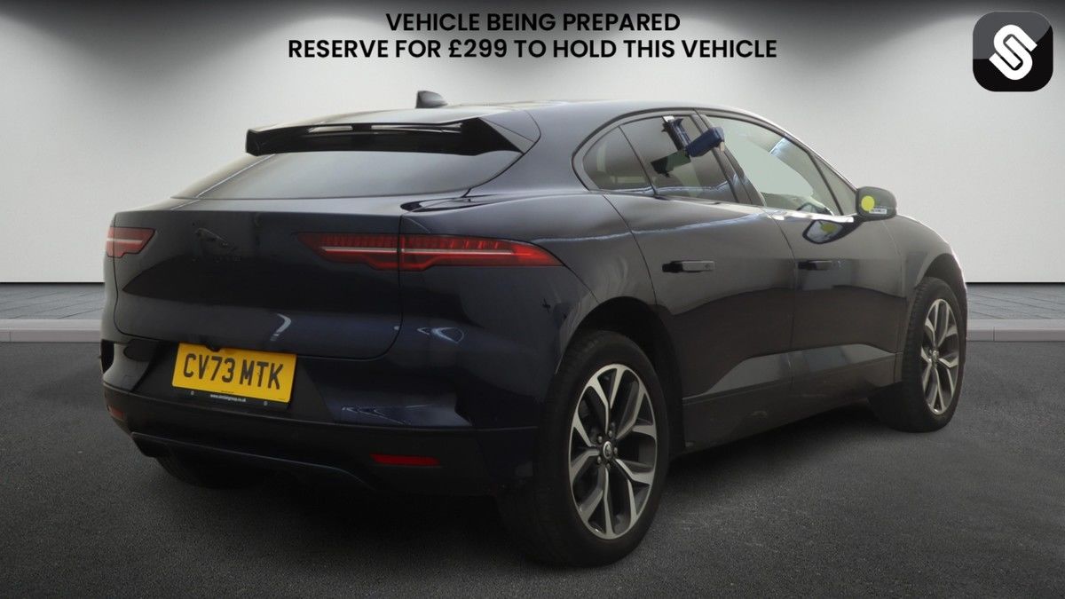 Jaguar I-PACE Image 4