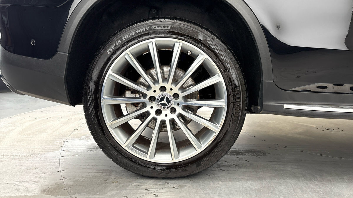 Mercedes-Benz GLC Image 10