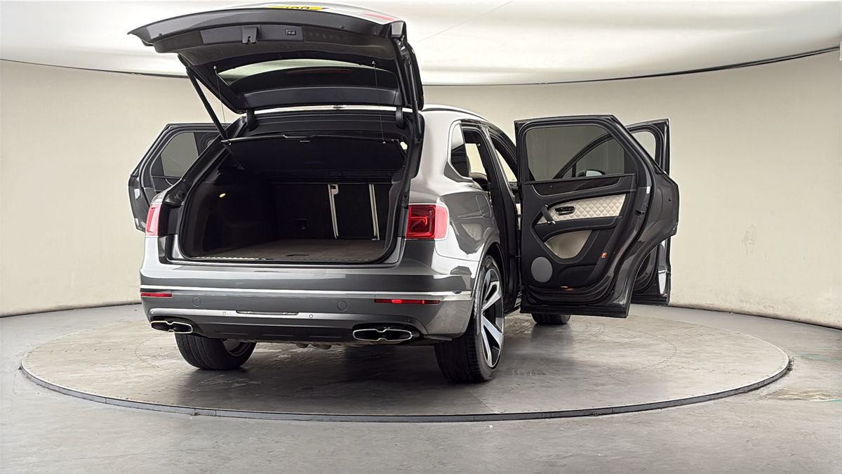 More views of Bentley Bentayga