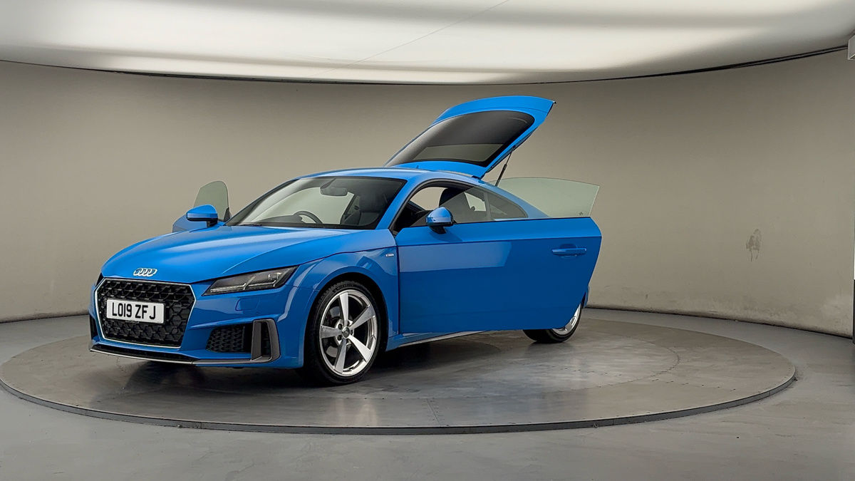 More views of Audi TT