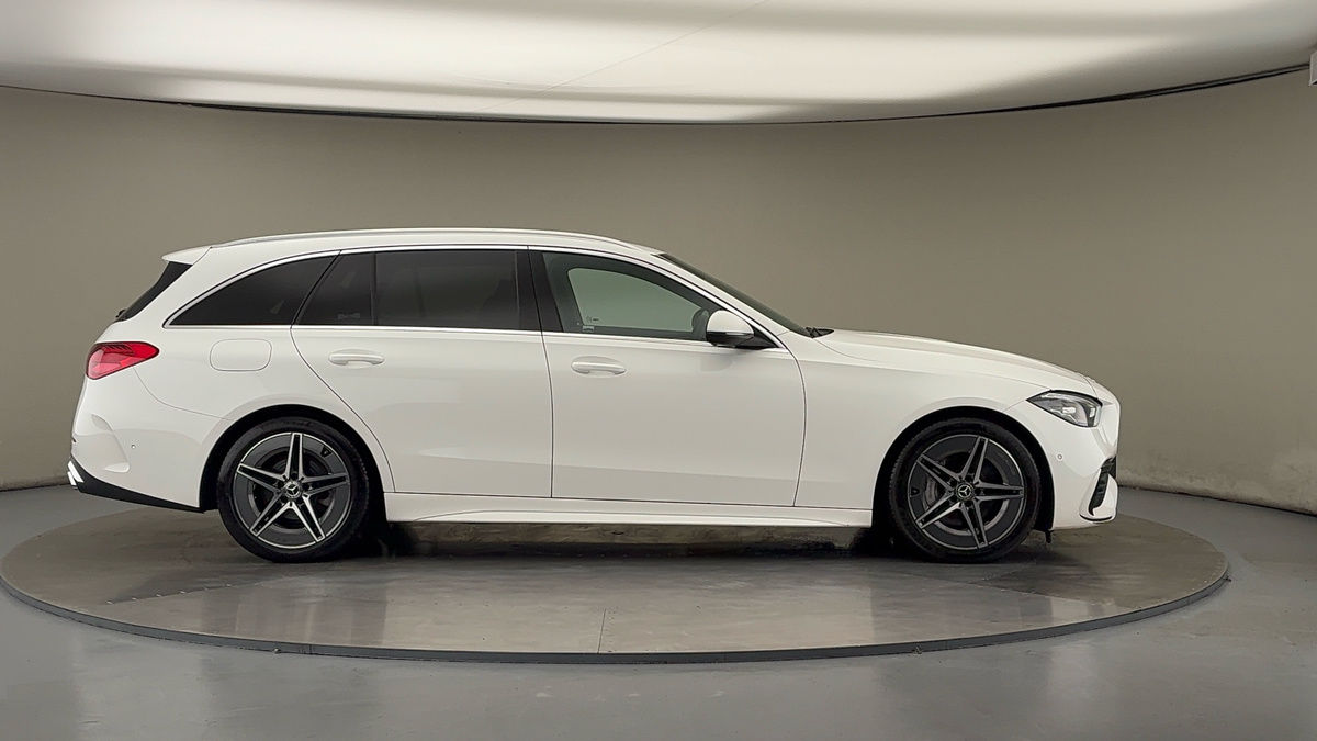 Mercedes-Benz C Class Image 16