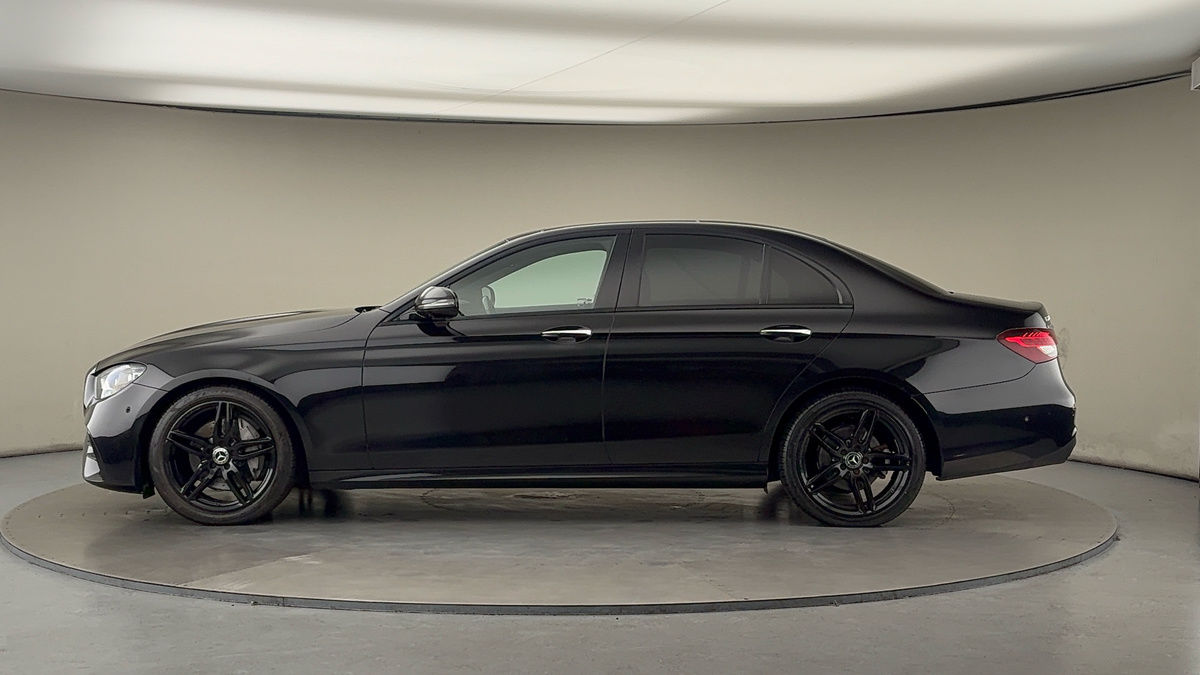 Mercedes-Benz E Class Image 15