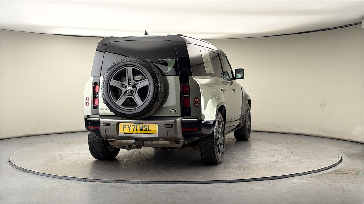 More views of Land Rover Defender 110
