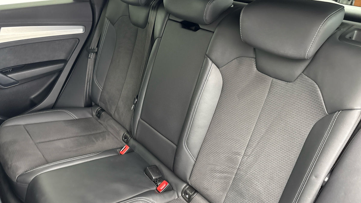 Audi Q5 Image 8