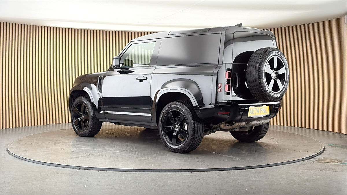 More views of Land Rover Defender 90