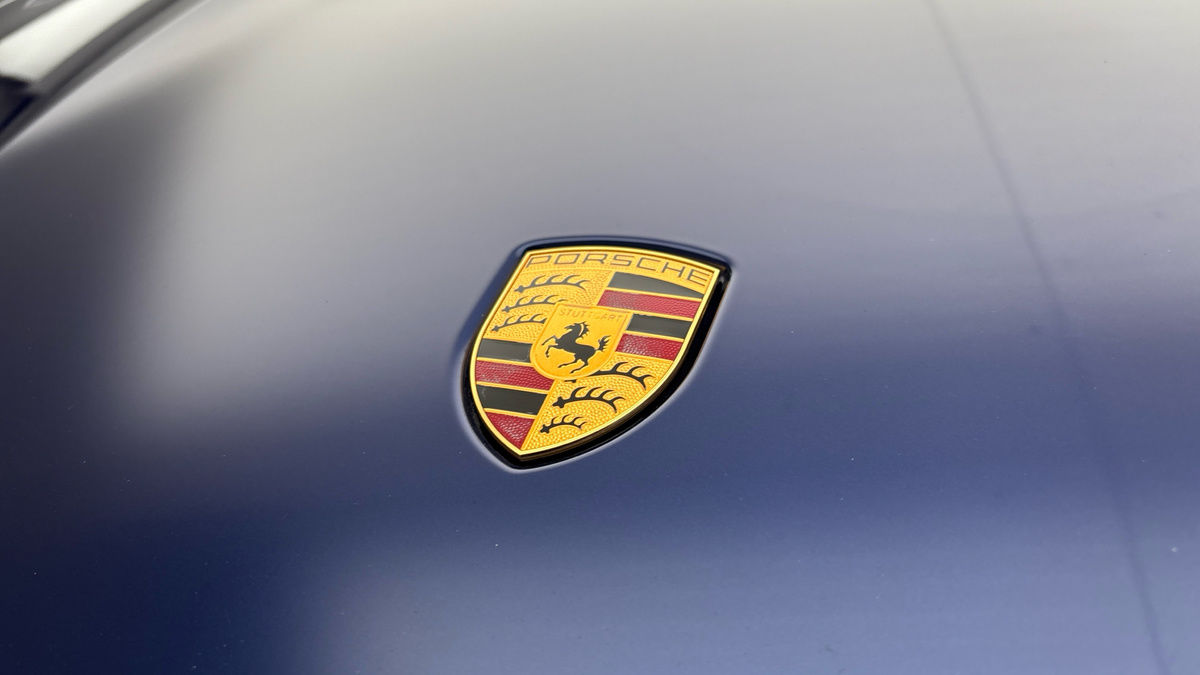 Porsche Taycan Image 24