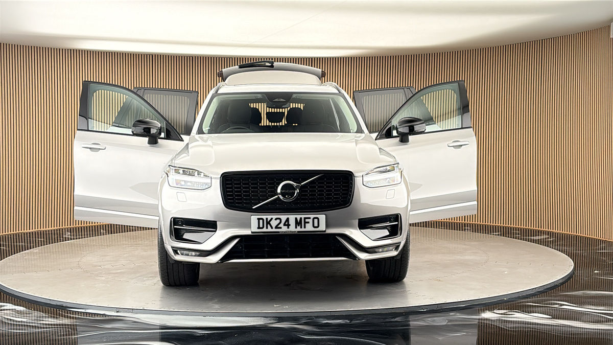 More views of Volvo XC90