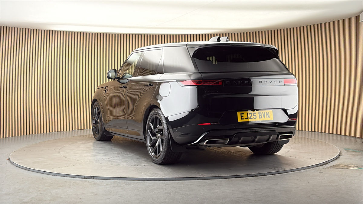 More views of Land Rover Range Rover Sport