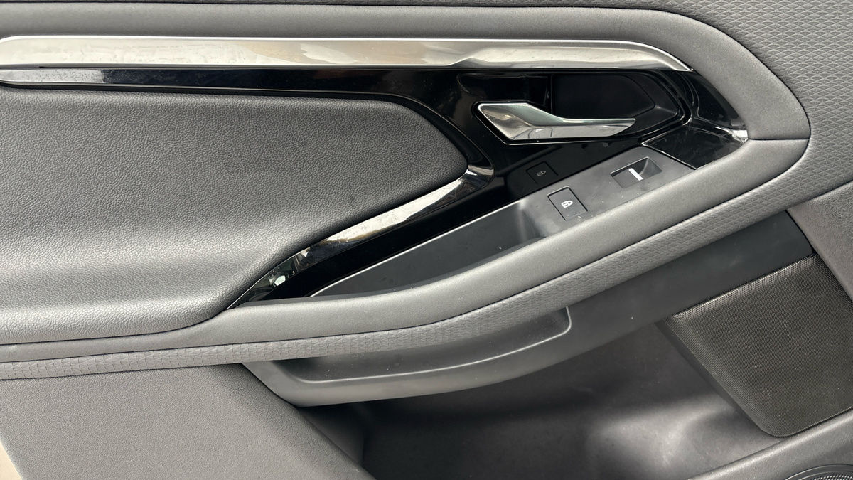 Land Rover Range Rover Evoque Image 19