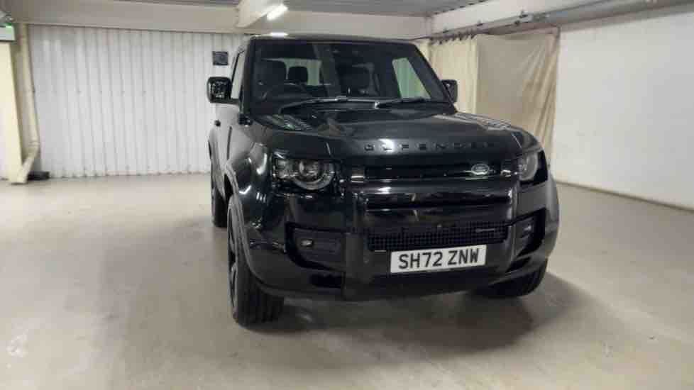 More views of Land Rover Defender 90