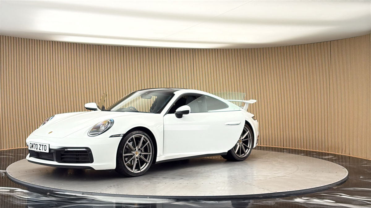 Porsche 911 Image 22