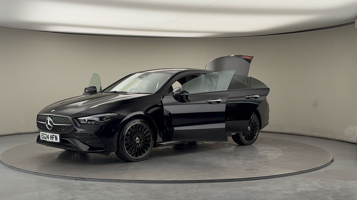 Mercedes-Benz CLA Image 22