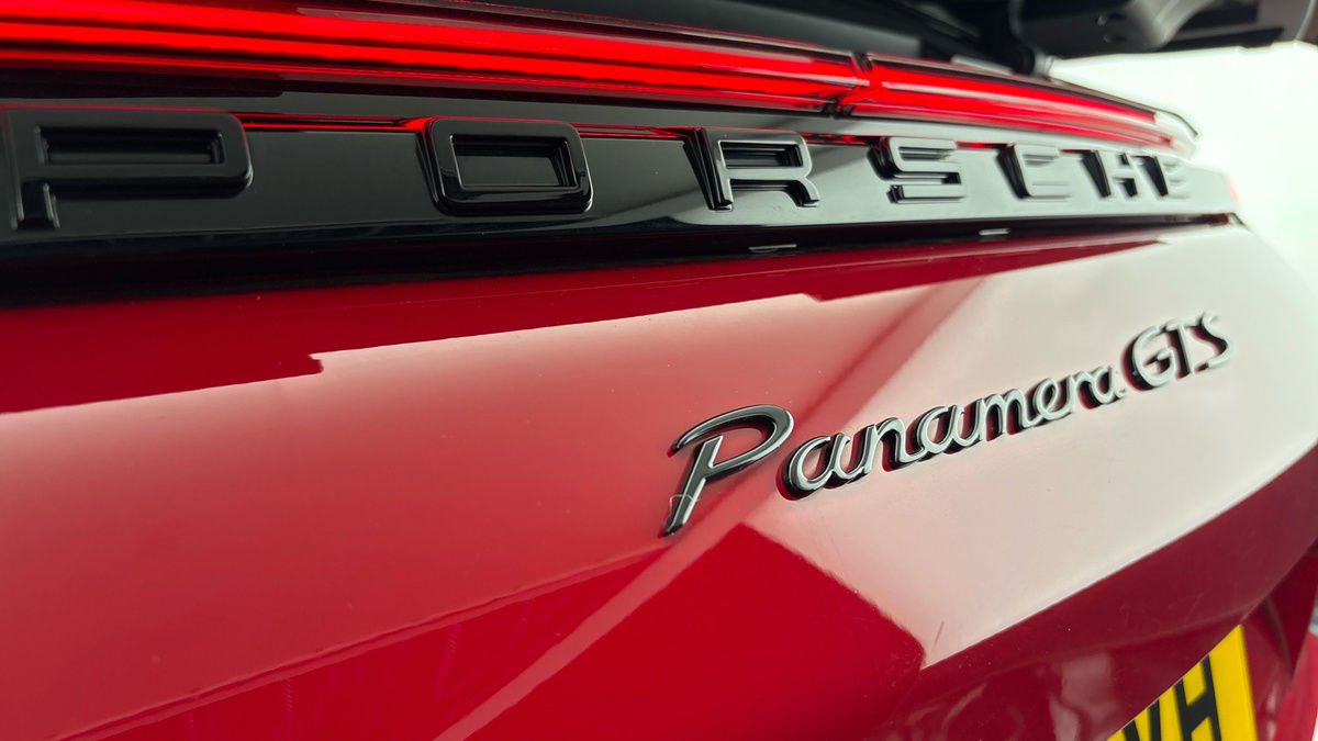 Porsche Panamera Image 40