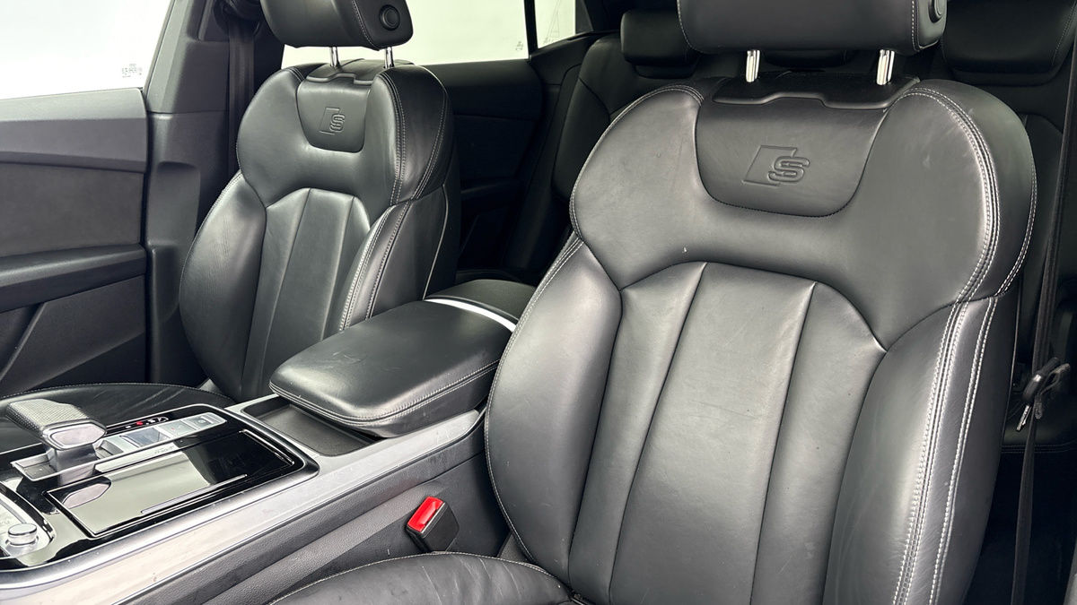 Audi Q8 Image 7