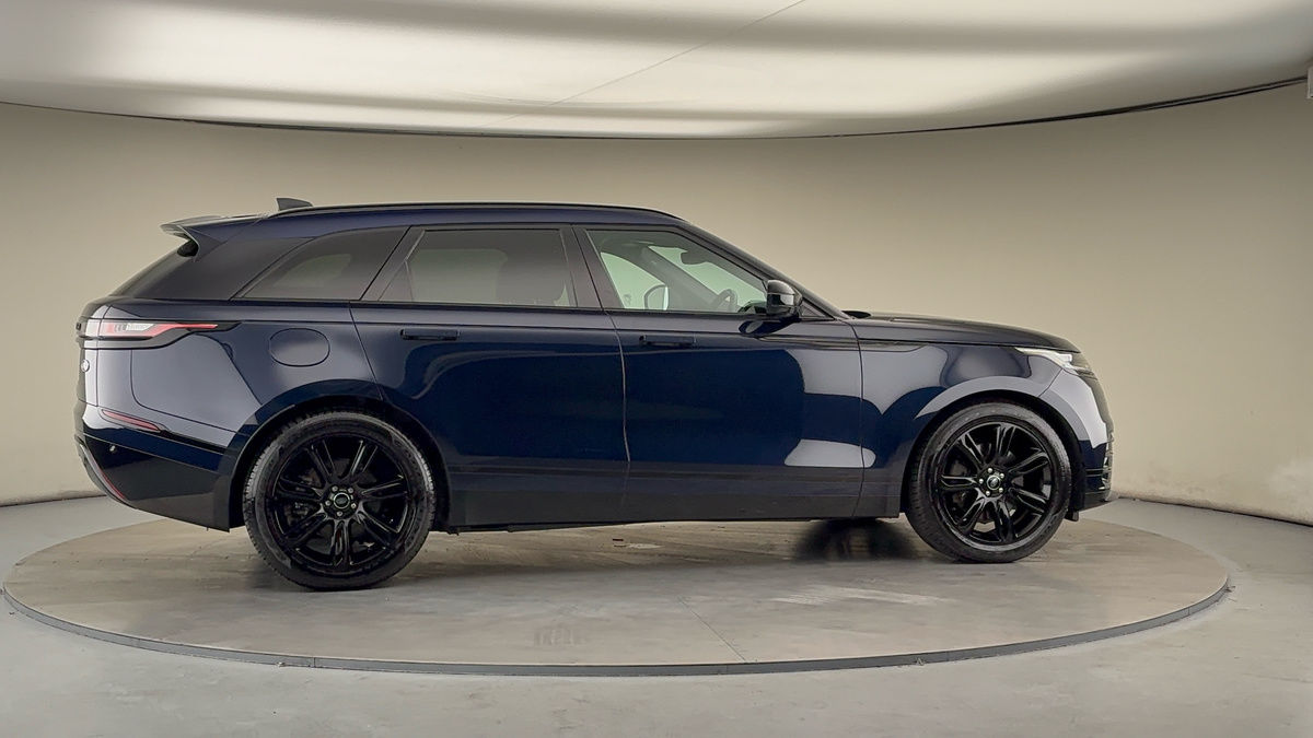 More views of Land Rover Range Rover Velar