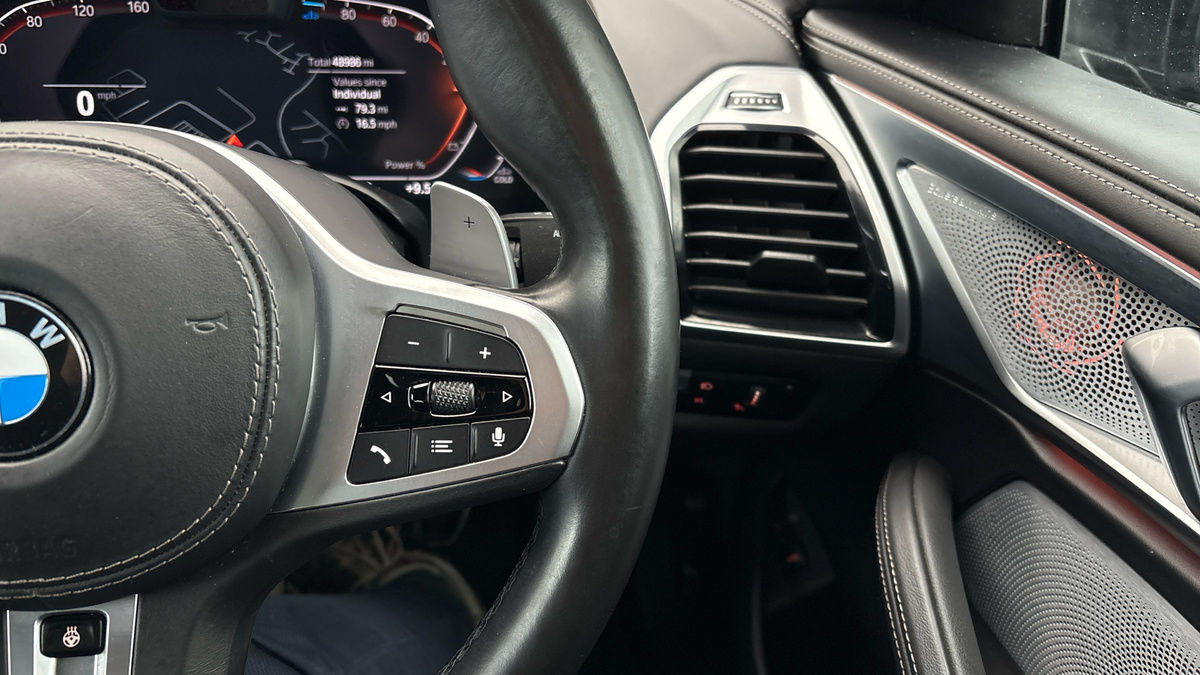 BMW 8 Series Image 14