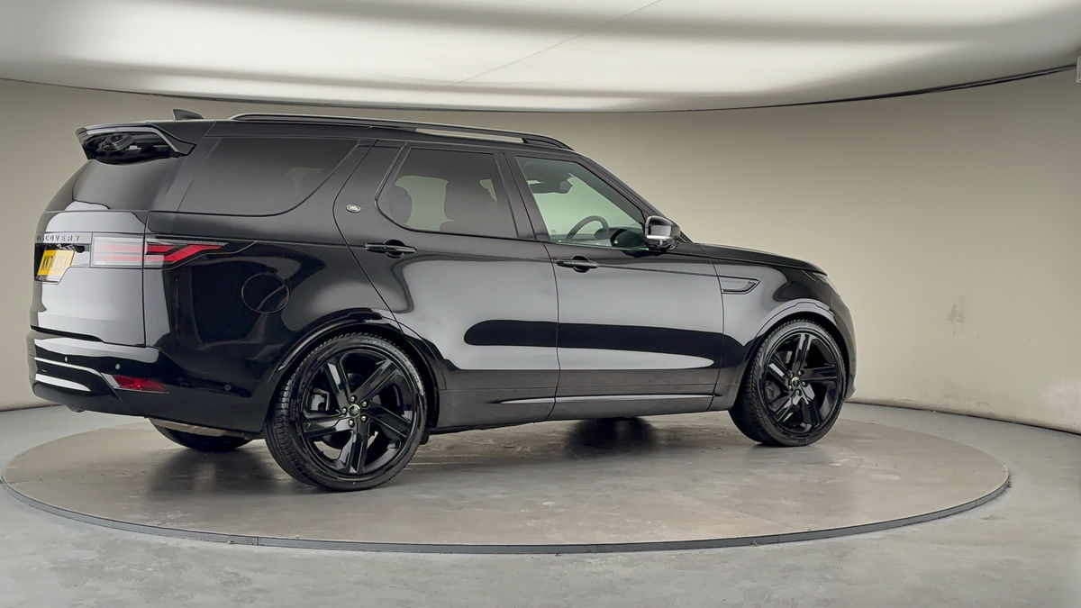 More views of Land Rover Discovery