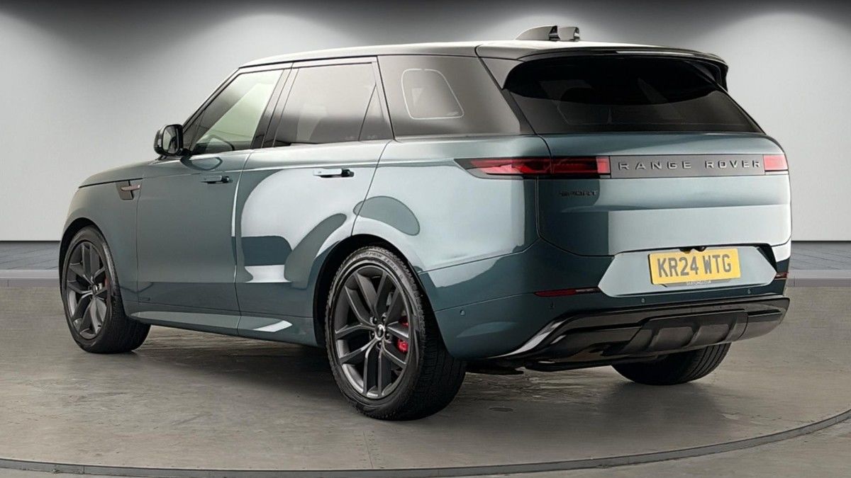 Land Rover Range Rover Sport Image 2
