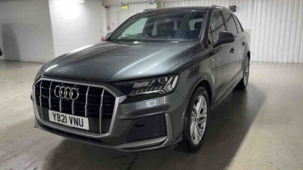 More views of Audi Q7