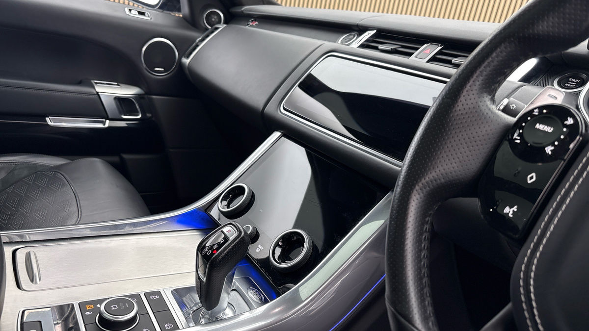 Land Rover Range Rover Sport Urban Image 18