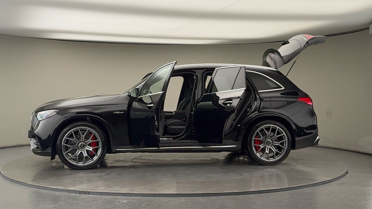 More views of Mercedes-Benz GLC