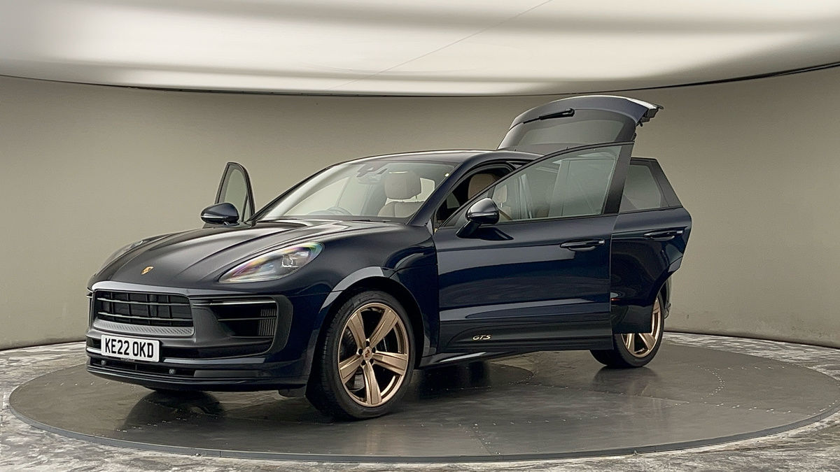 Porsche Macan Image 22
