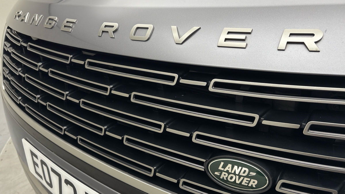 Land Rover Range Rover Image 24