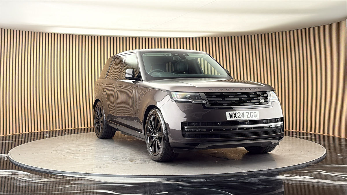 More views of Land Rover Range Rover