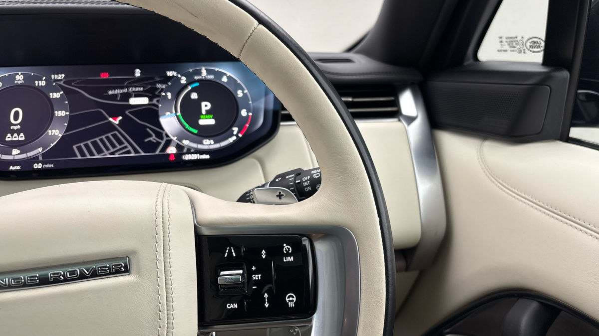 Land Rover Range Rover Image 14