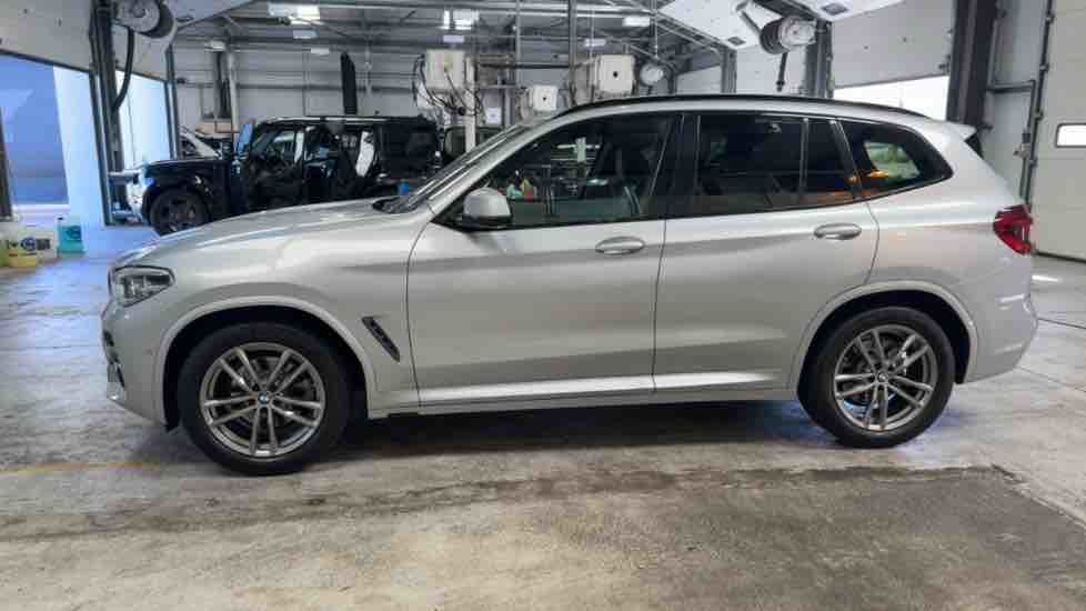 More views of BMW X3