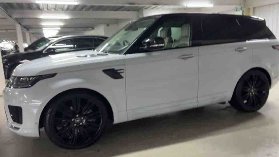 More views of Land Rover Range Rover Sport