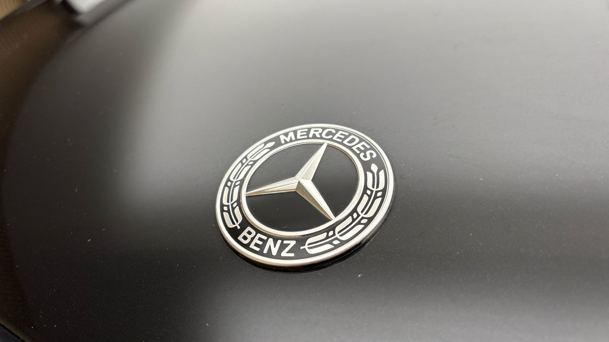 Mercedes-Benz E Class Image 24