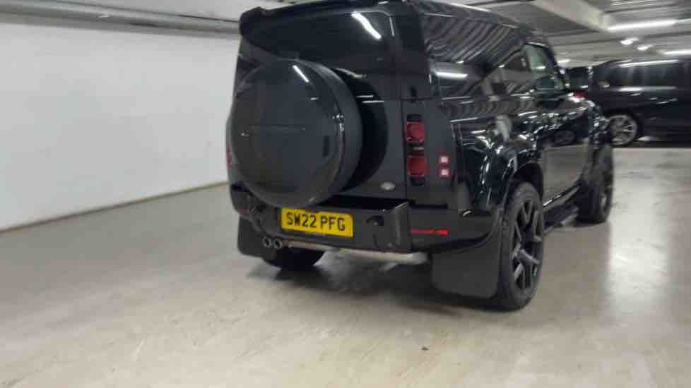 More views of Land Rover Defender 90