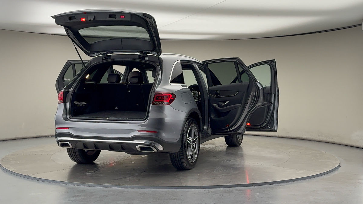 More views of Mercedes-Benz GLC