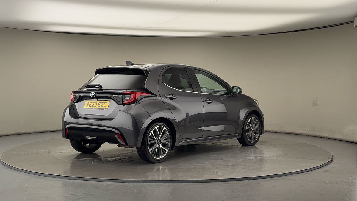 Toyota Yaris Image 21