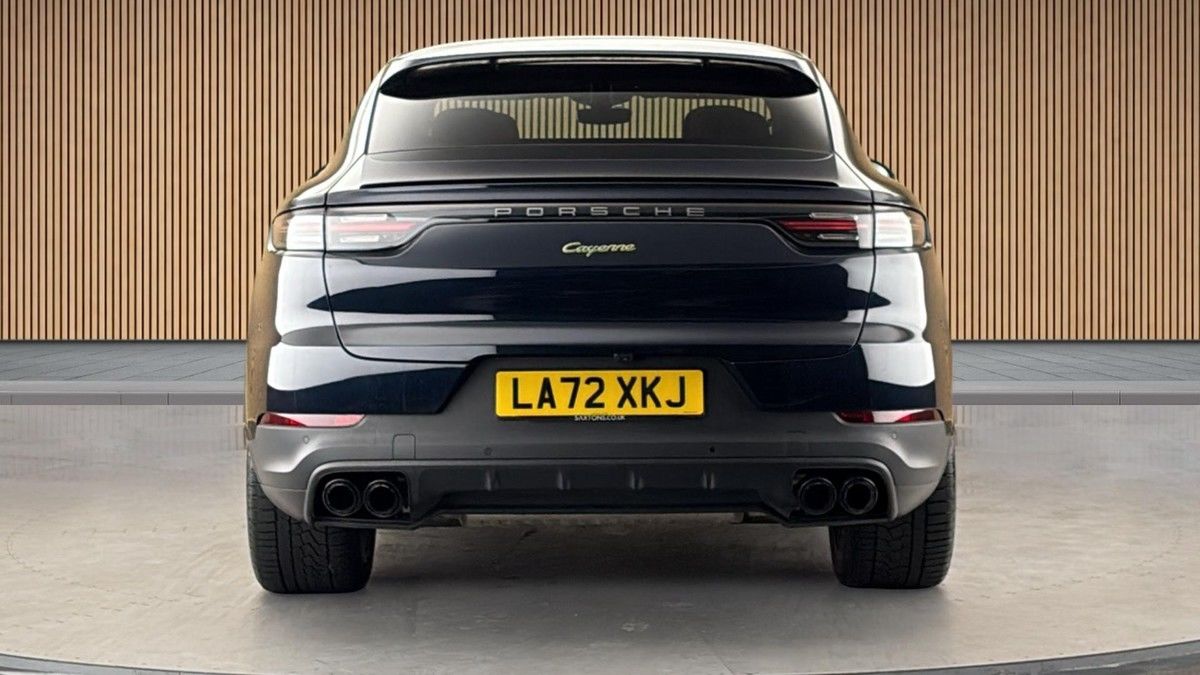 Porsche Cayenne Image 4