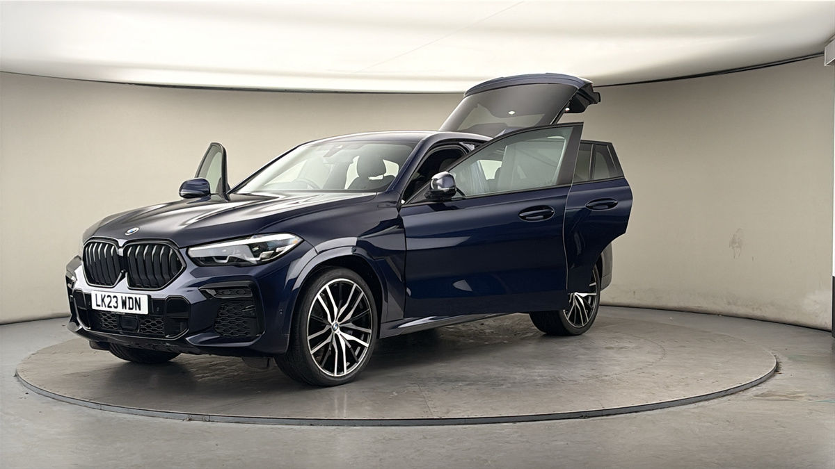 More views of BMW X6