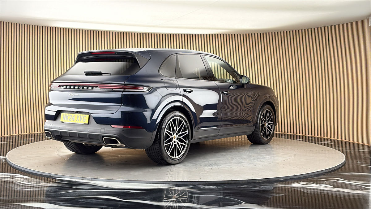 More views of Porsche Cayenne