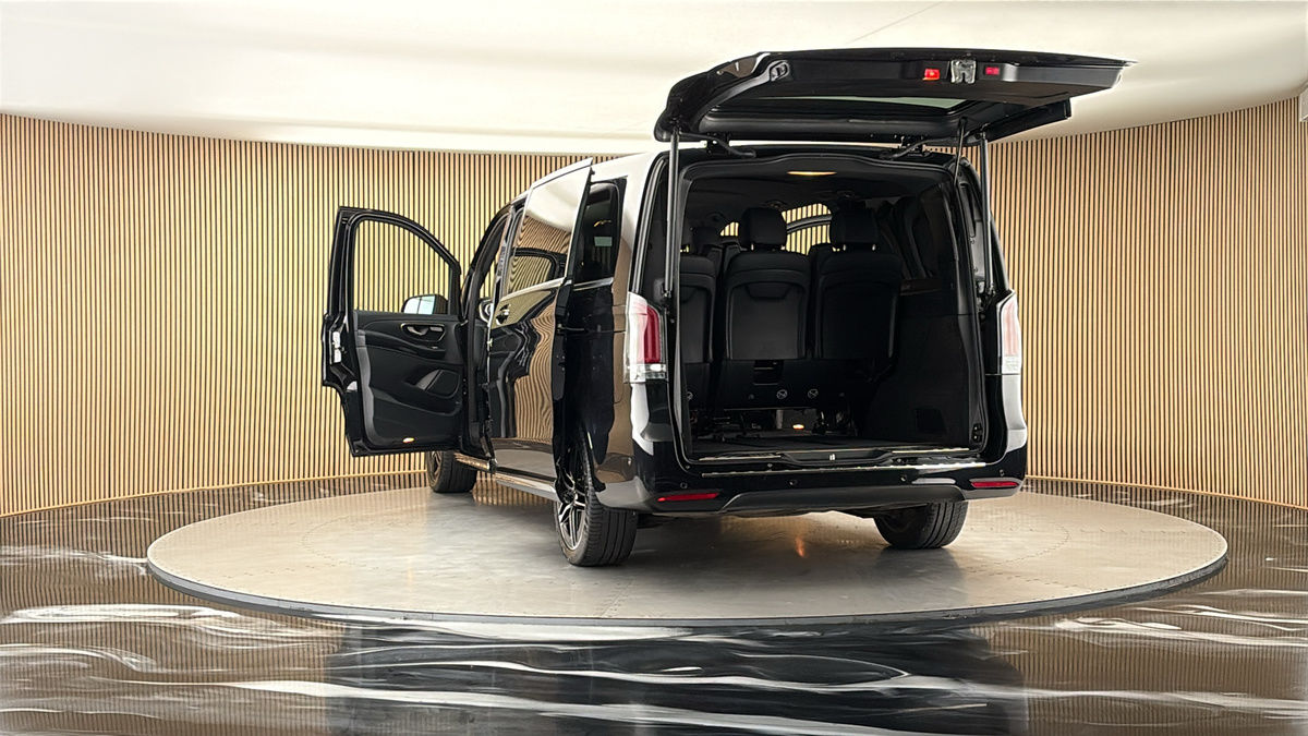 More views of Mercedes-Benz V Class