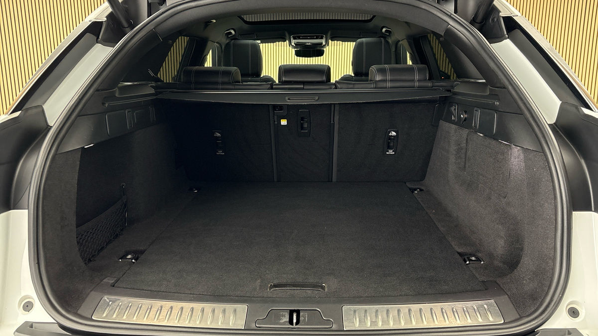 Land Rover Range Rover Velar Image 11