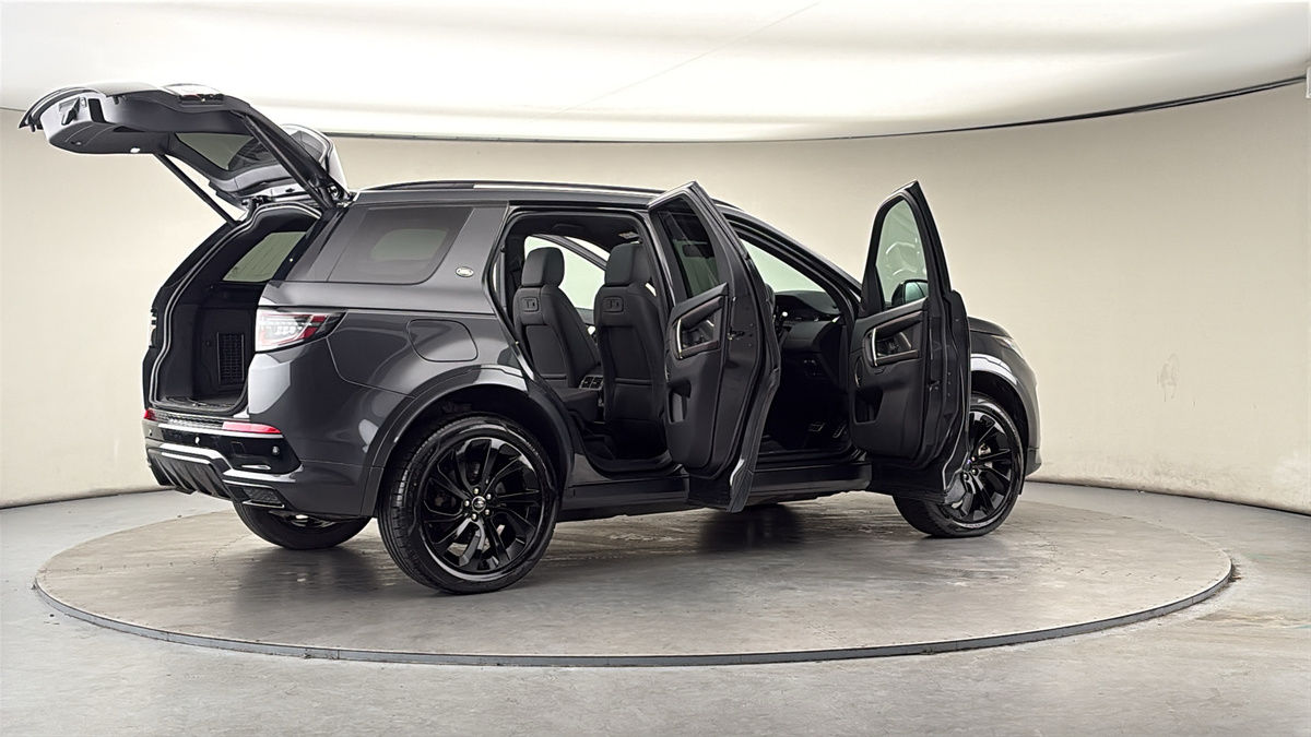More views of Land Rover Discovery Sport