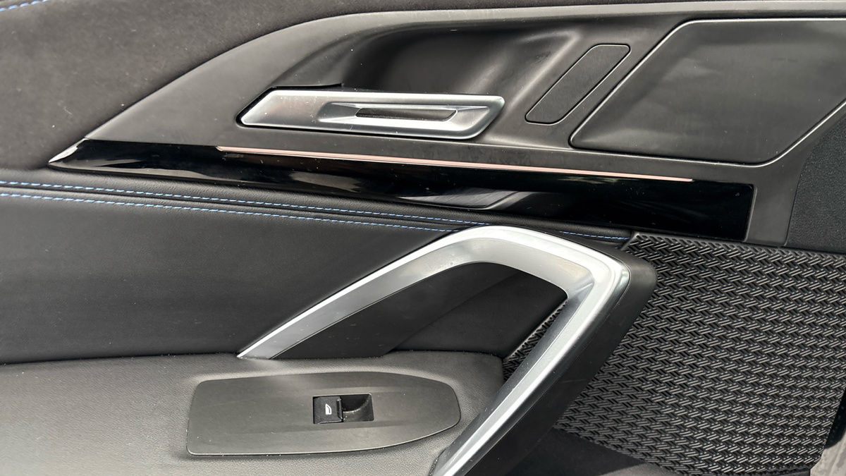 BMW iX2 Image 19