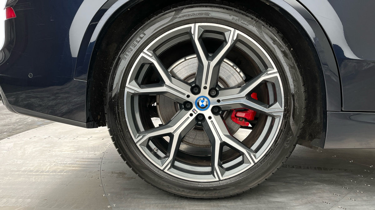 BMW X5 Image 10