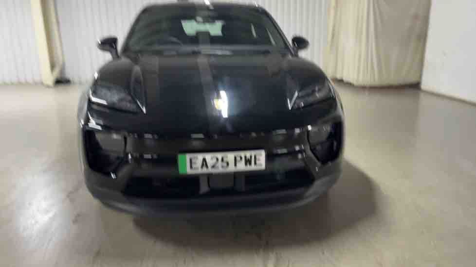 More views of Porsche Macan