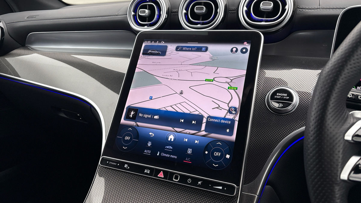 Mercedes-Benz GLC Image 17