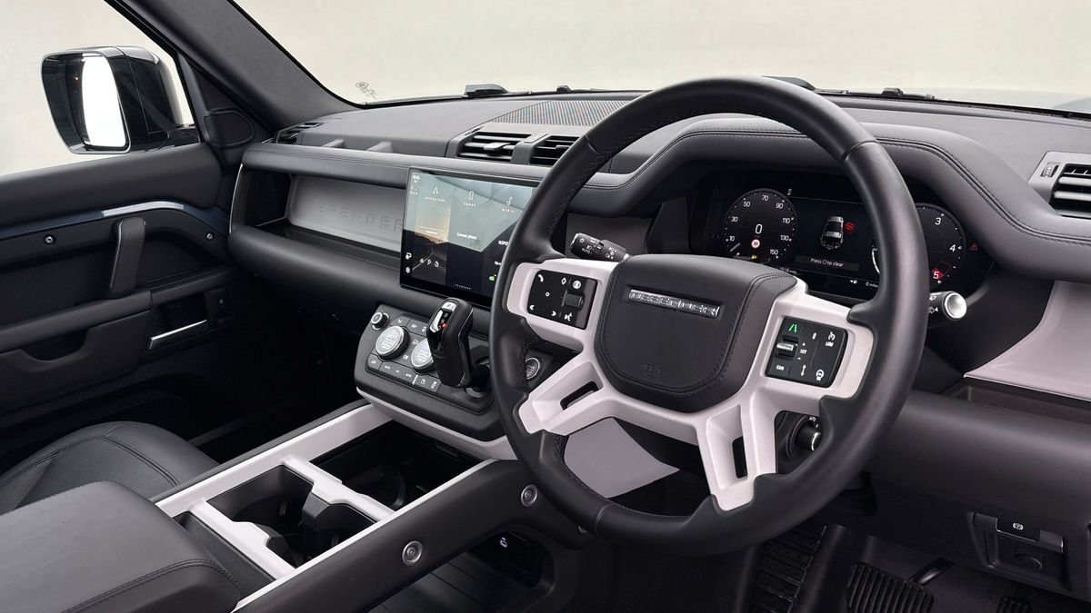 Land Rover Defender 90 Urban Image 5