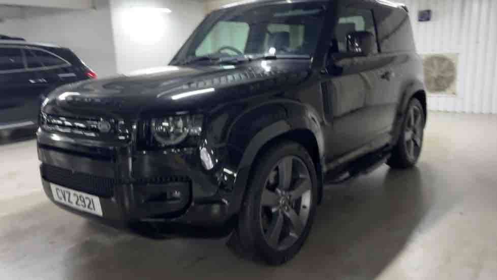 More views of Land Rover Defender 90