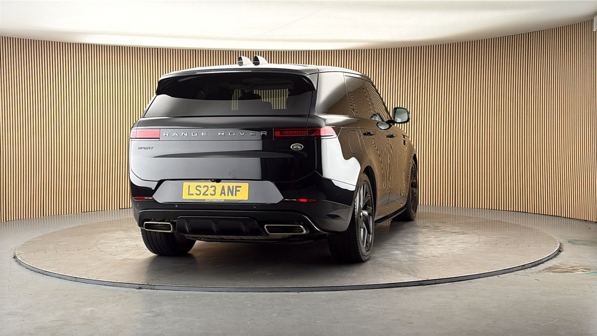 More views of Land Rover Range Rover Sport