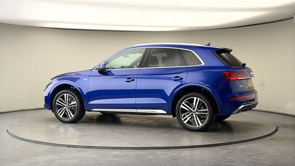 More views of Audi Q5